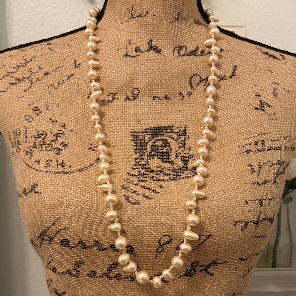 J. Crew Cream Pearl & knotted Necklace 14”
